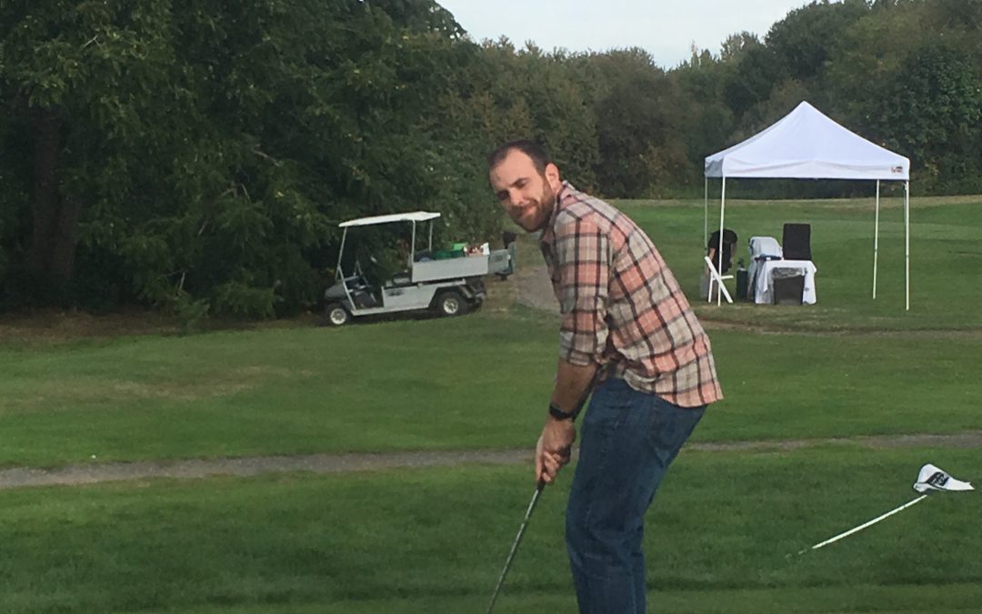 Froelich Attends Mahlum’s Annual Golf Tournament